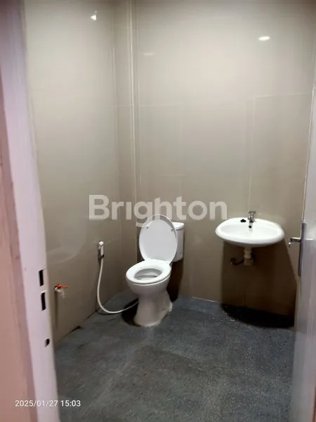 image RUKO BARU 4 LANTAI DI TEBET JAKARTA SELATAN L4C1A (4)