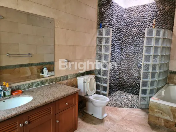 image RUMAH DI BALI VIEW CIRENDEU (5)