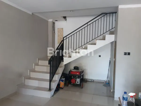 image DIJUAL TANAH DAN BANGUNAN RUKO 2 LANTAITERLETAK DI JL TUKAD BALIAN , DESA SIDAKARYA, KEC. DENPASAR SELATAN, KOTA DENPASAR, PROV. BALI. (3)