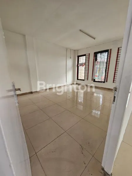 image SEWA RUKO 2 LANTAI PINGGIR JALAN BEKASI (5)