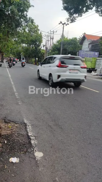 image 2 UNIT RUKO JADI 1 DI JALAN UTAMA KUTA RAYA – LOKASI STRATEGIS (2)