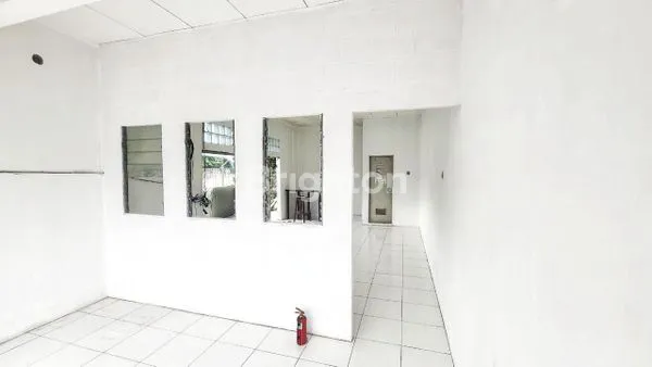 image RUKO 4 LANTAI DI KAWASAN KOMERSIL DAN LOKASI STRATEGIS DI TAJUR BOGOR (3)