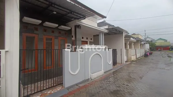 image RUMAH BARU SIAP HUNI KOTA KEDIRI  (3)