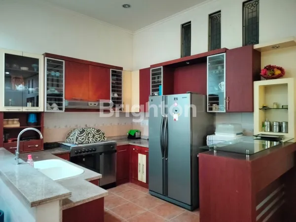 image RUMAH PAKUWON CITY CLUSTER LAGUNA REGENCY BAGUS SIAP PAKAI SURABAYA TIMUR (6)