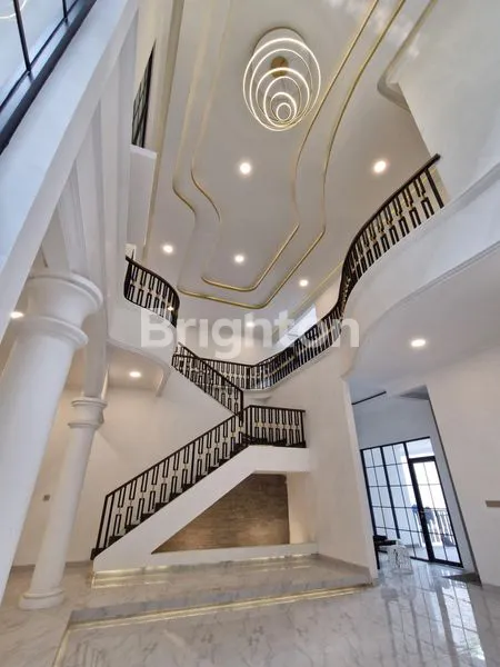 image RUMAH MEWAH TOMANG - JAKARTA BARAT - HSEP (3)