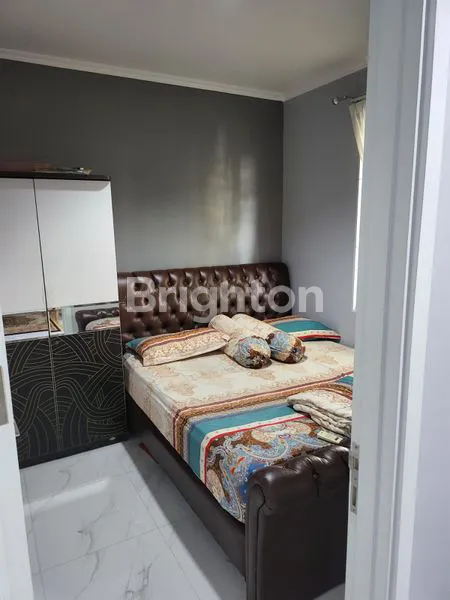 image RUMAH 2 LANTAI RAPI SEMI FURNISHED (6)