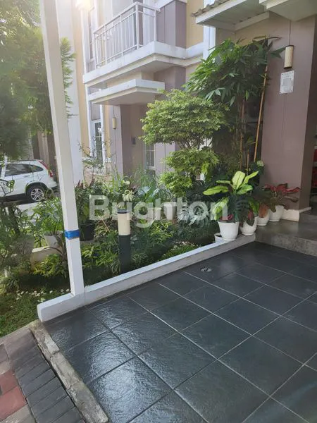image RUMAH 2 LANTAI RAPI SEMI FURNISHED (2)