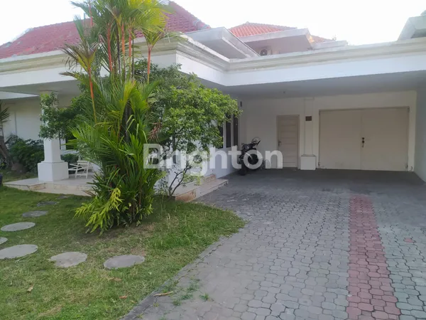 image RUMAH 2 LANTAI TERAWAT SIAP HUNI  SURABAYA PUSAT TENGAH KOTA DI TRUNOJOYO DEKAT RAYA DARMO, DR. SOETOMO, DIPONEGORO, TEGALSARI (1)