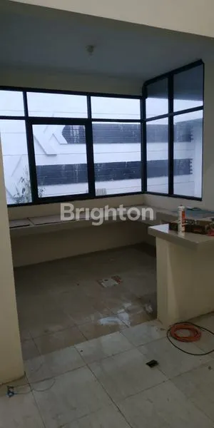 image RUMAH MEWAH LUAS SIAP HUNI (6)