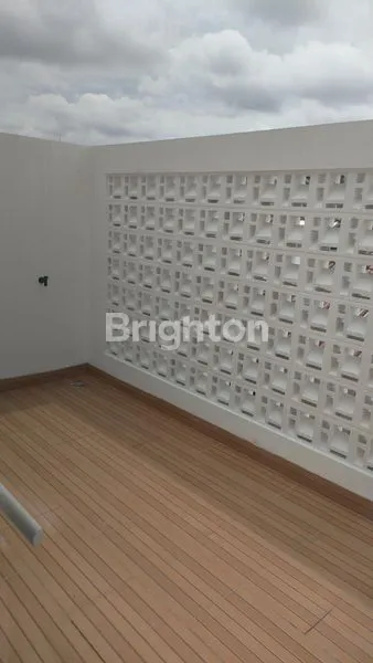 image RUMAH BARU MODERN MINIMALIS 3 LANTAI SIAP HUNI, DURI KEPA, JAKARTA BARAT (8)