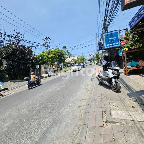 image RUKO UNTUK RESTAURANT AREA PETITENGET (5)