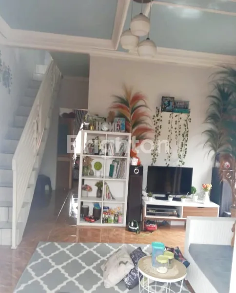 image RUMAH MINIMALIS NYAMAN 4 LANTAI PUNCAK BOGOR (2)