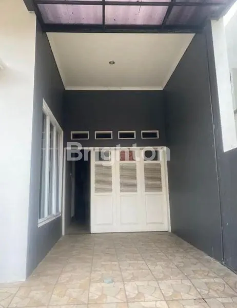 image RUMAH 2 LANTAI 3 KT SHM DI BEJI DEPOK (6)
