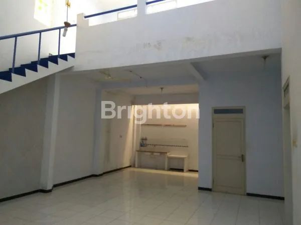 image RUMAH SEMARANG TENGAH STRATEGIS (6)