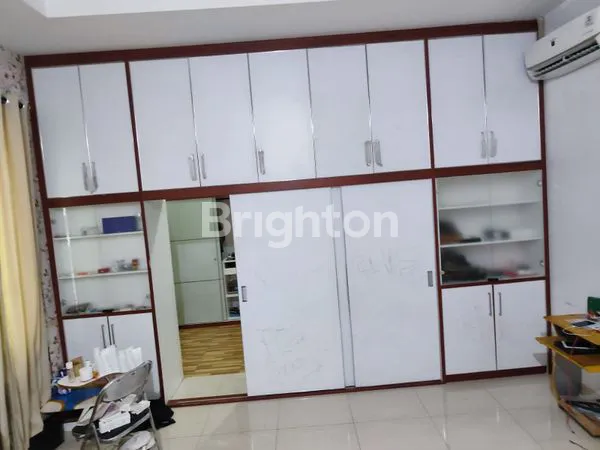 image RUMAH ISTIMEWA DIKAVLING POLRI JELAMBAR GROGOL PETAMBURAN JAKARTA BARAT (1)