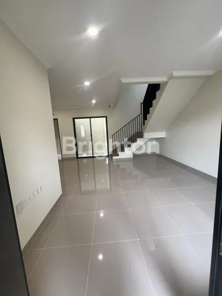 image RUMAH BARU SIAP HUNI DI CARSON SUMMARECON GADING SERPONG (3)