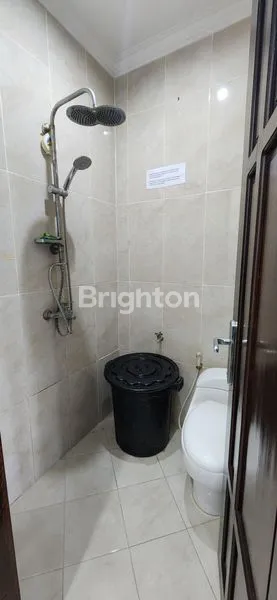 image RUMAH DUA LANTAI DEKAT PANTAI MANGGAR DAN PERUSAHAAN THIESS (6)