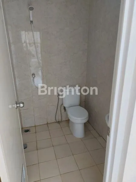 image RUMAH JUAL CEPAT DI PERUMAHAN GRAND SENYIUR CITY (4)