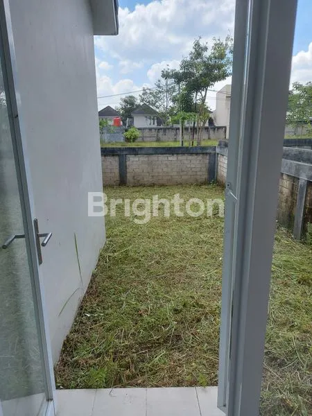 image RUMAH JUAL CEPAT DI PERUMAHAN GRAND SENYIUR CITY (5)