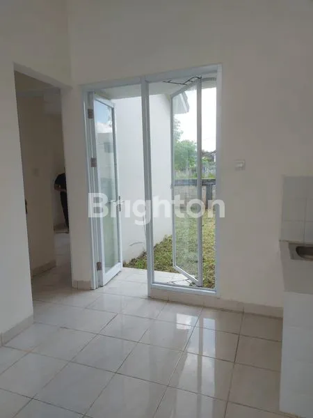 image RUMAH JUAL CEPAT DI PERUMAHAN GRAND SENYIUR CITY (1)