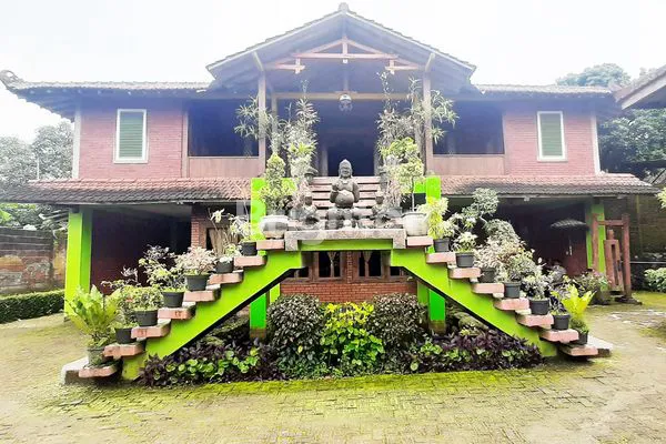 image DI JUAL VILLA & RESORT PACET (2)