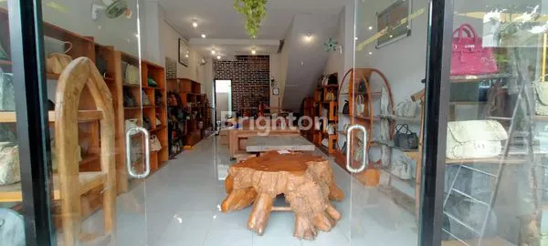 image RUKO 3 LANTAI SIAP PAKAI AREA PERTOKOAN DI SEMINYAK (3)