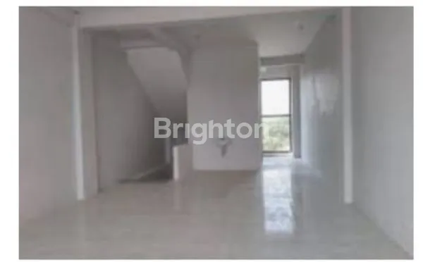 image RUKO 3 LANTAI SIAP PAKAI AREA PERTOKOAN DI SEMINYAK (4)