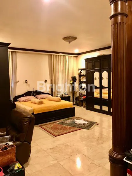 image RUMAH MEWAH DESIGN ARSITEKTUR (7)