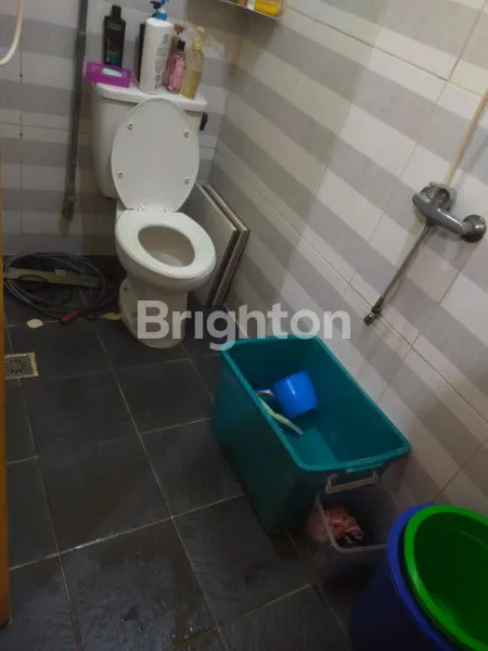 image RUMAH 2 LANTAI SIAP HUNI KEMAYORAN (5)