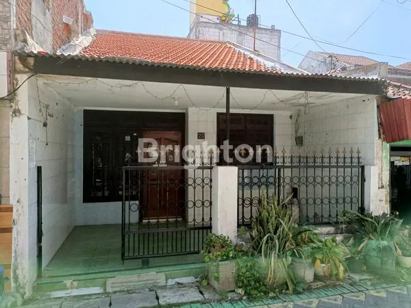 image DIJUAL RUMAH SIAP PAKAI DI BULAK RUKEM SEMAMPIR SURABAYA UTARA SIAP NEGO SAMPAI DEAL! (1)