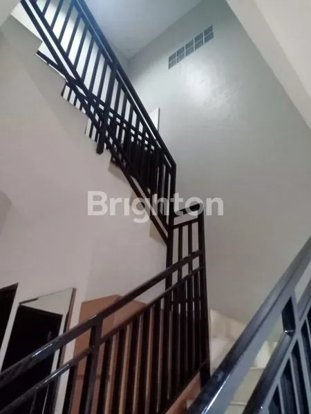 image RUMAH NYAMAN & ASRI DI GRIYA SUTERA TANGERANG (6)