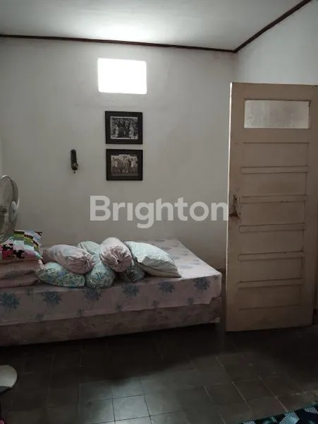 image RUMAH STRATEGIS DI PUSAT KOTA MADIUN – 3+1 KAMAR, SHM, HARGA NEGO! (6)