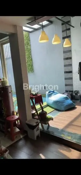 image HUNIAN NYAMAN DENGAN KONSEP MODERN MEWAH (3)