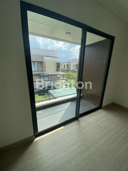 image RUMAH BARU 2 LANTAI MODERN MINIMALIS DI CLUSTER FASHAGRIYA PODOMORO PARK (4)
