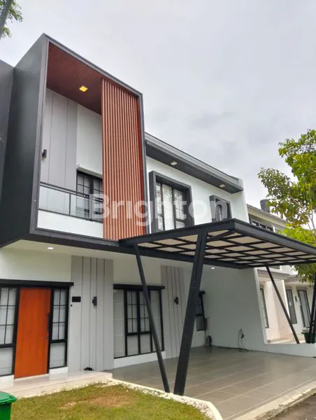 image LOKASI STRATEGIS,RUMAH MEWAH 2 LANTAI DI CITRALAND CILEUNGSI - SHM, 3+1 KT, 175M²,JAWA BARAT  (1)