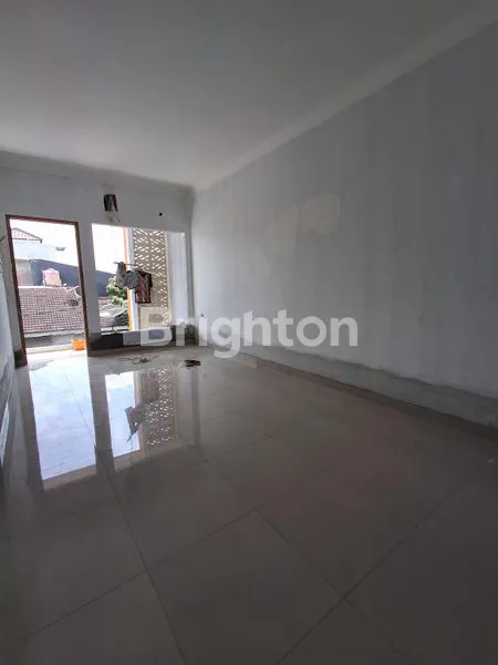 image RUMAH BARU LEBAR 7 TAMAN RATU JAKARTA BARAT (5)