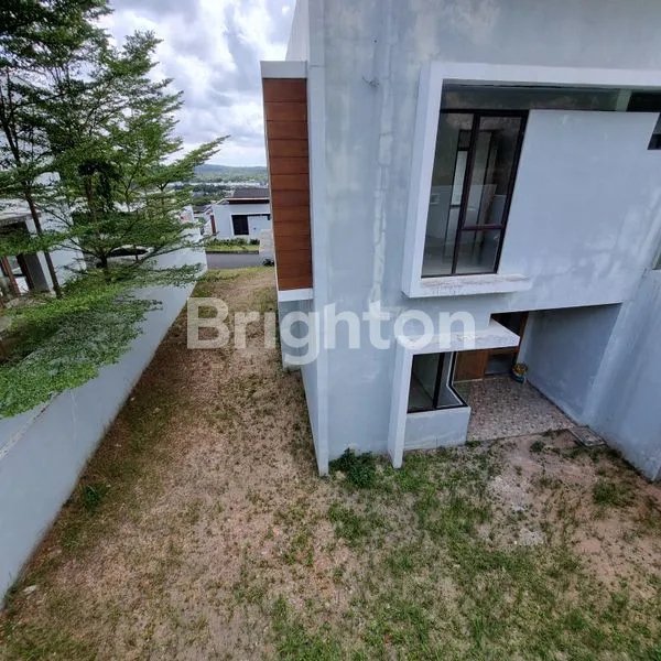 image RUMAH DEKAT PUSAT KOTA BATAM DI AGATHIS SUKAJADI (8)