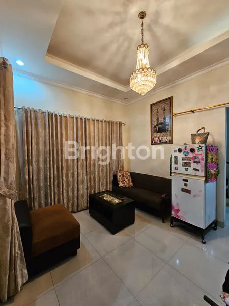 image DIJUAL RUMAH MEWAH DAN CANTIK DI CITRA GRAND CIBUBUR – DEKAT DANAU! (8)