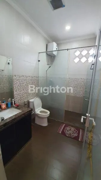 image RUMAH 31/2 LANTAI STRATEGIS DAERAH GROGOL JAKARTA BARAT (4)