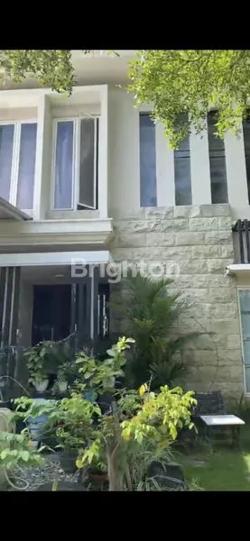 image HUNIAN NYAMAN DENGAN KONSEP MODERN MEWAH (2)