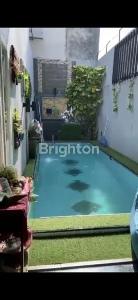 image HUNIAN NYAMAN DENGAN KONSEP MODERN MEWAH (6)