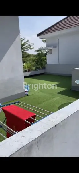 image HUNIAN NYAMAN DENGAN KONSEP MODERN MEWAH (7)