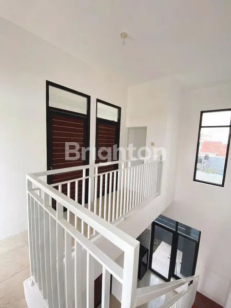 image RUMAH BARU GRESS 2 LANTAI SIAP HUNI 5 MENIT KE SOEHAT MALANG (4)