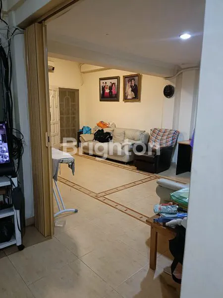 image JUAL RUMAH 3 LANTAI DI JEMBATAN 2 (4)