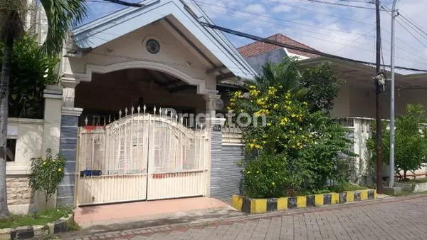 image RUMAH 1LANTAI SIAP HUNI DI PERUMAHAN NNIRWANA EKSEKUTIF PANDUGO SURABAYA (1)