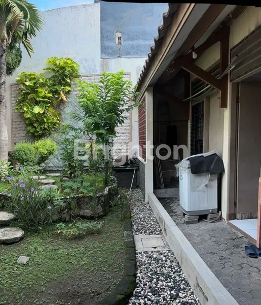 image RUMAH SECOND LUAS DI RUNGKUT, DEKAT UPN DAN MERR (3)
