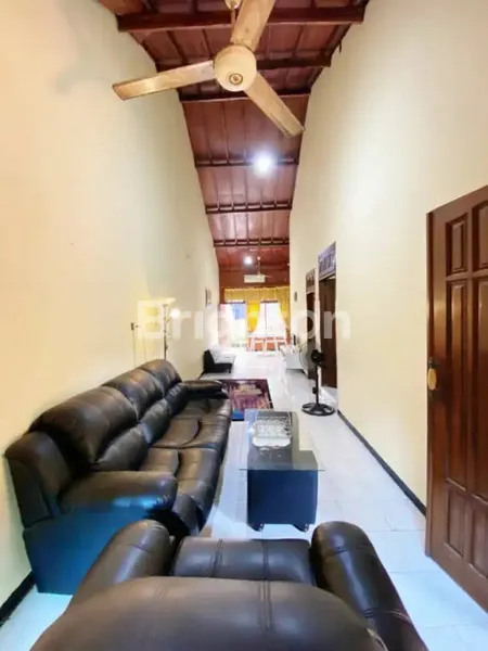 image RUMAH MINIMALIS ASRI 1 LANTAI DI RUNGKUT (4)