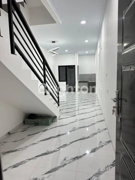 image RUMAH 3 LANTAI DI TANJUNG DUREN,READY 30 APRIL 2025 (6)