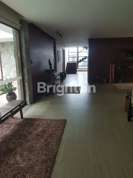 image FOR SALE: LUXURIOUS PRIVATE VILLA 5BR IN JIMBARAN, BALI (2)