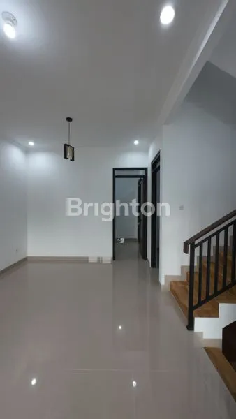 image RUMAH 2 LANTAI DIKOTA BEKASI AKSES PALING DEKAT 2 PINTU TOL (JATIASIH & JATIWARNA) (4)